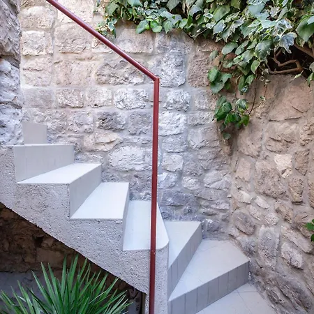 Art House Hvar * Hvar Town